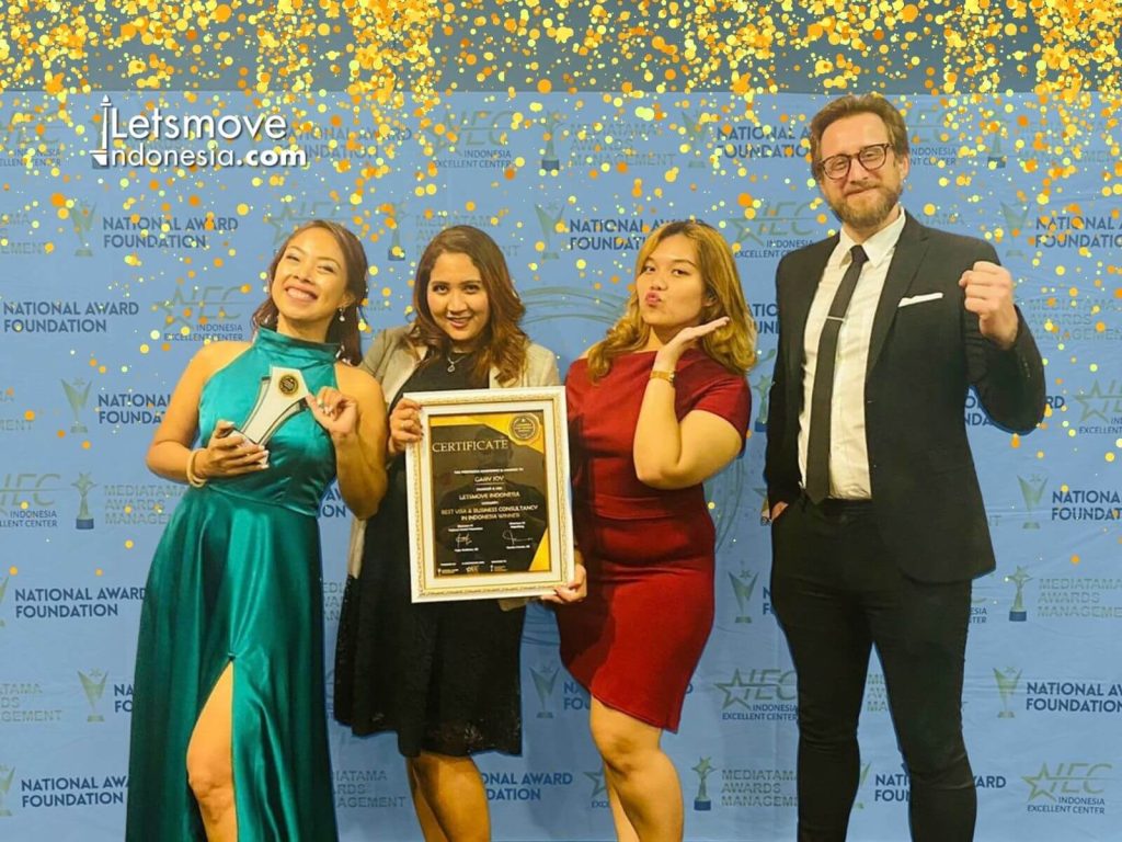 letsmoveindonesia-wins-the-best-visa-business-agency-in-indonesia-award (6)